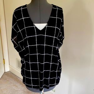 Geometric sleeveless shell